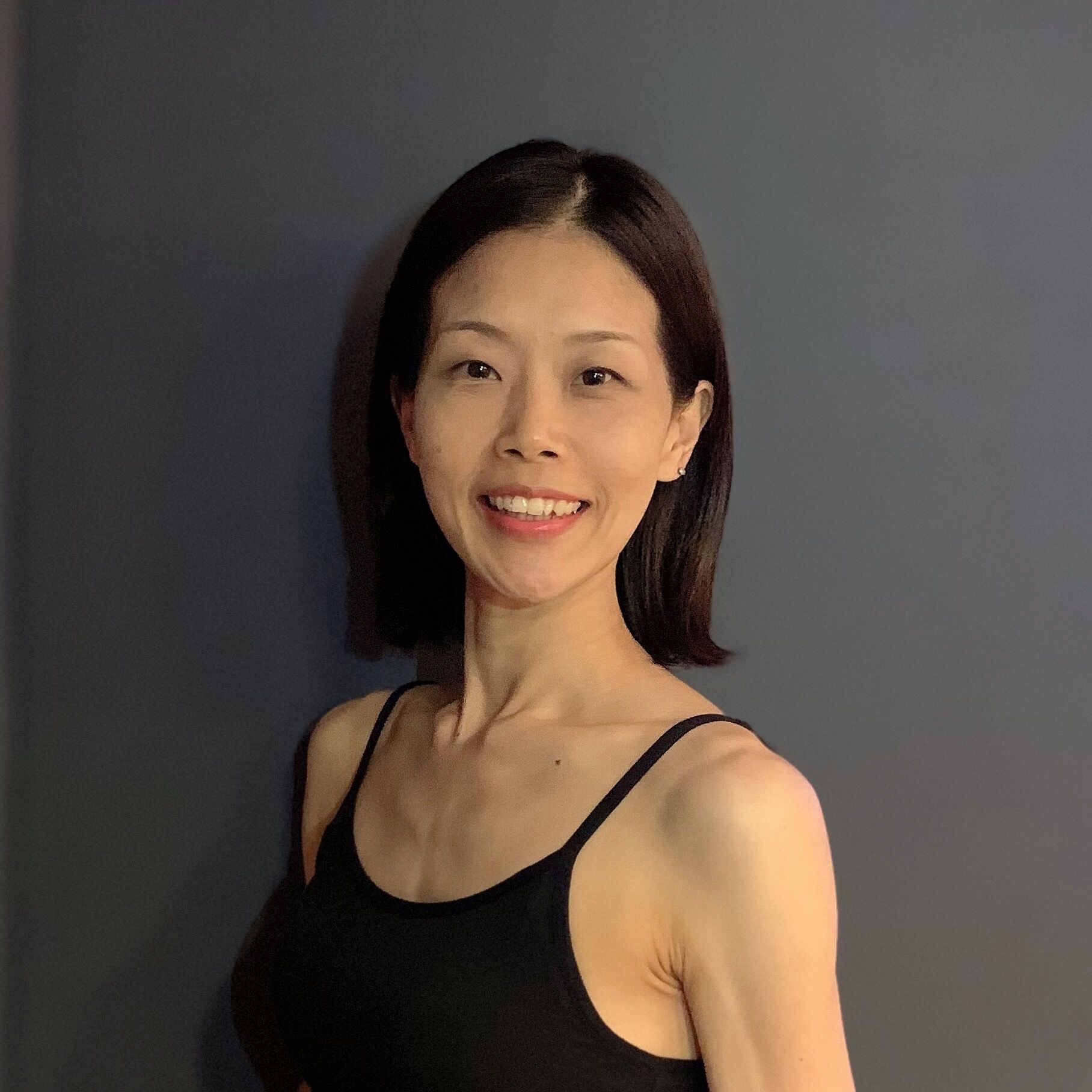 尾藤朋子